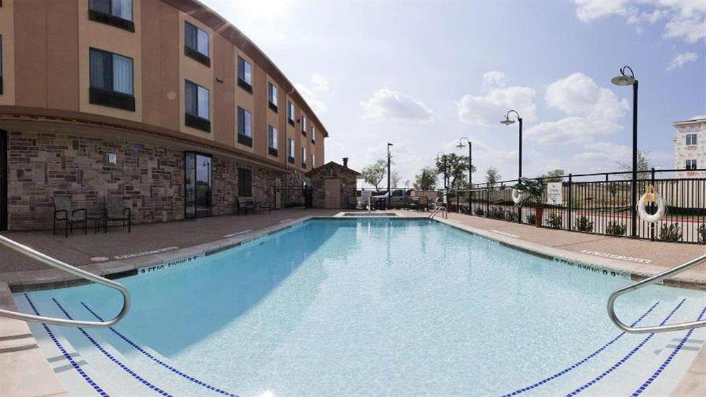Red Lion Inn & Suites Mineral Wells Dış mekan fotoğraf